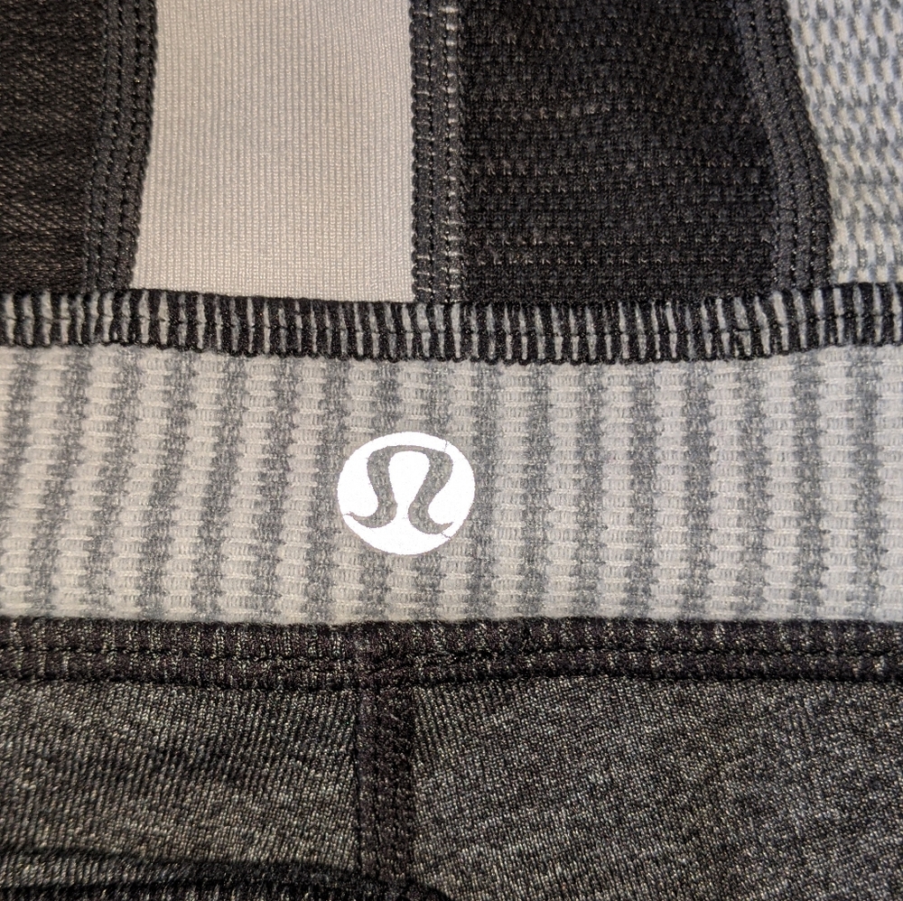 Lululemon yoga grey pants size 7
